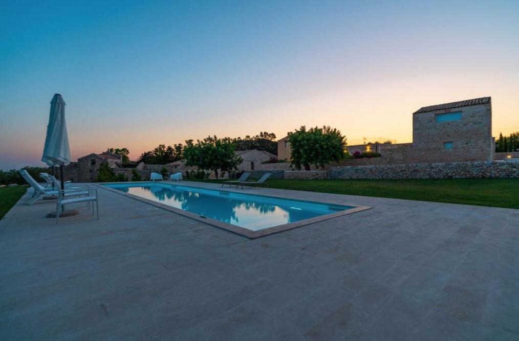 Baglio Cella - Appartamenti Per Vacanze Μόντικα Εξωτερικό φωτογραφία