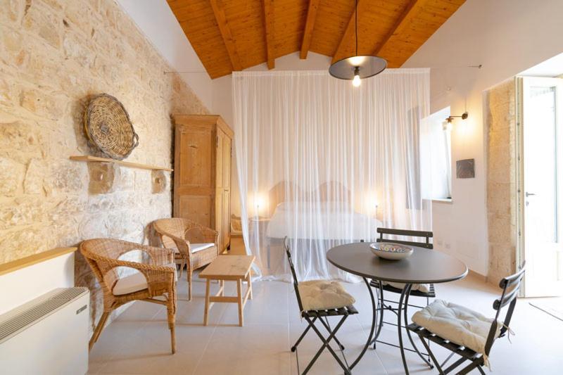 Baglio Cella - Appartamenti Per Vacanze Μόντικα Εξωτερικό φωτογραφία
