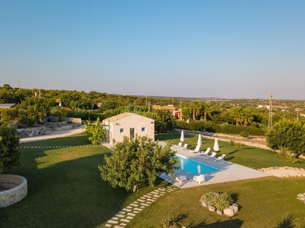 Baglio Cella - Appartamenti Per Vacanze Μόντικα Εξωτερικό φωτογραφία